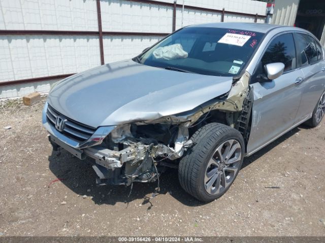 Photo 5 VIN: 1HGCR2F5XFA035179 - HONDA ACCORD 