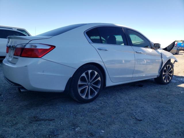 Photo 2 VIN: 1HGCR2F5XFA057005 - HONDA ACCORD 