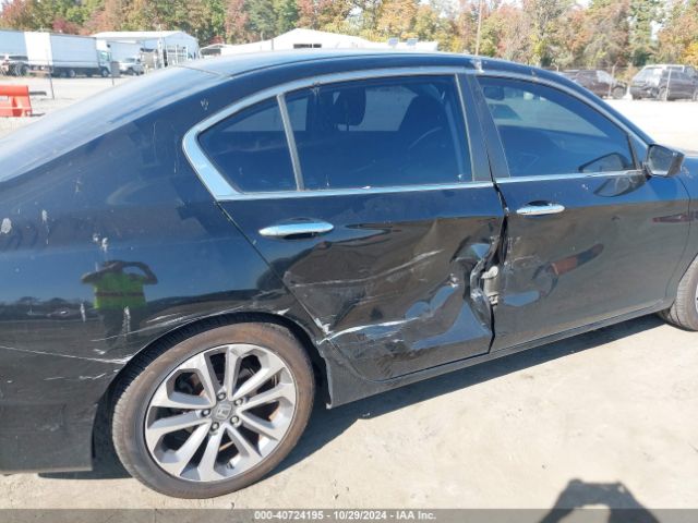 Photo 5 VIN: 1HGCR2F5XFA065668 - HONDA ACCORD 