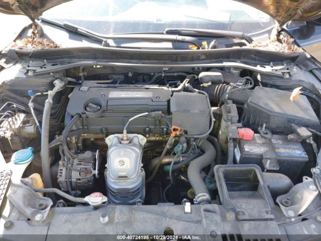 Photo 9 VIN: 1HGCR2F5XFA065668 - HONDA ACCORD 