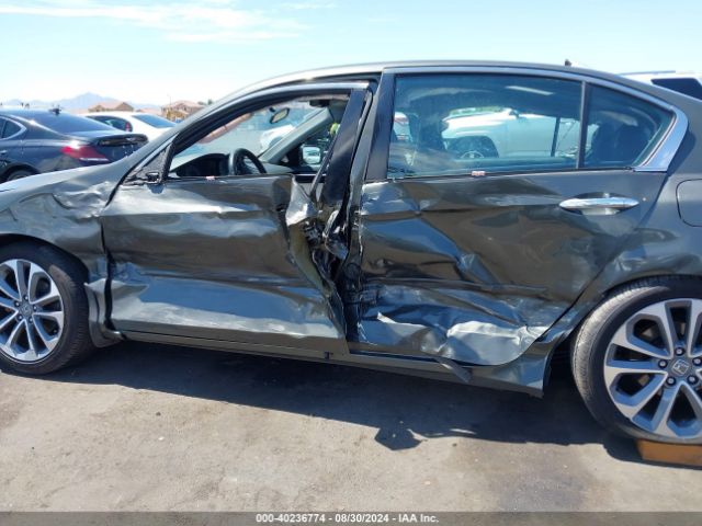 Photo 5 VIN: 1HGCR2F5XFA071924 - HONDA ACCORD 