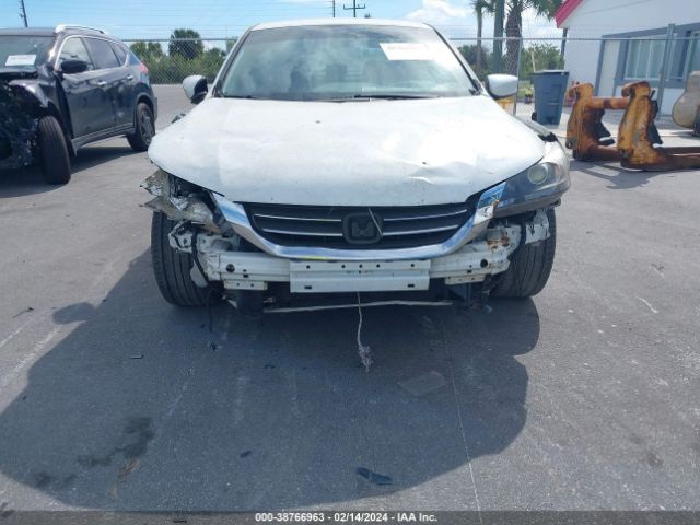 Photo 5 VIN: 1HGCR2F5XFA093745 - HONDA ACCORD 