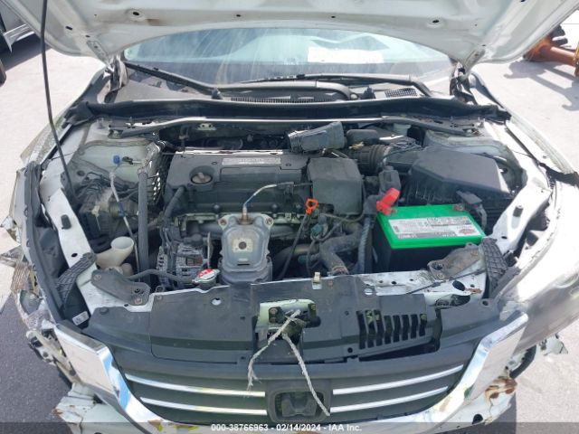 Photo 9 VIN: 1HGCR2F5XFA093745 - HONDA ACCORD 