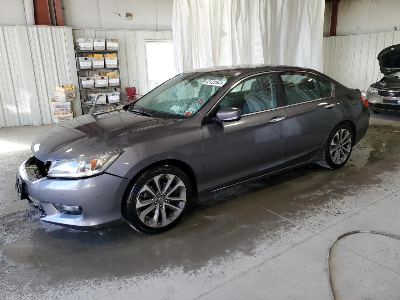 Photo 0 VIN: 1HGCR2F5XFA135640 - HONDA ACCORD 