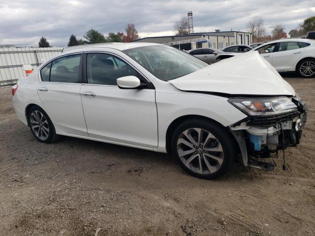 Photo 3 VIN: 1HGCR2F5XFA144421 - HONDA ACCORD SPO 