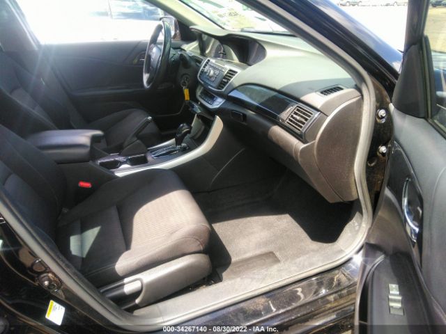 Photo 4 VIN: 1HGCR2F5XFA146928 - HONDA ACCORD SEDAN 