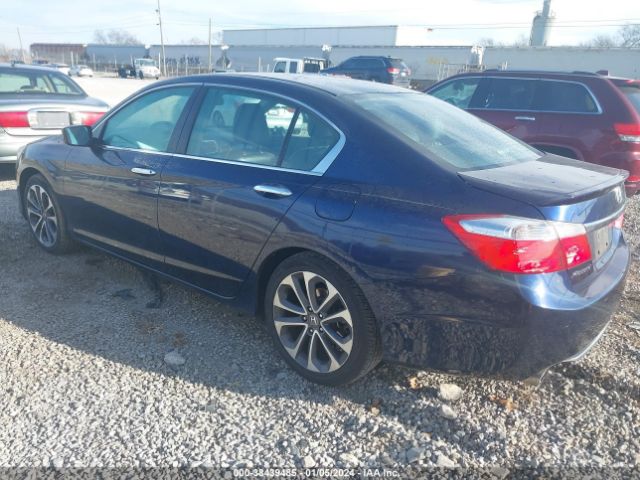 Photo 2 VIN: 1HGCR2F5XFA161610 - HONDA ACCORD 