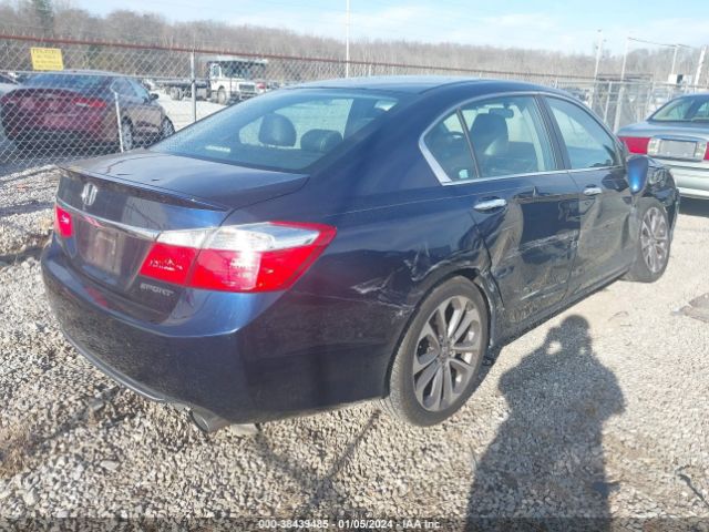 Photo 3 VIN: 1HGCR2F5XFA161610 - HONDA ACCORD 