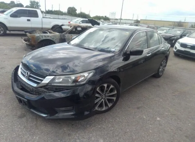 Photo 1 VIN: 1HGCR2F5XFA174812 - HONDA ACCORD SEDAN 