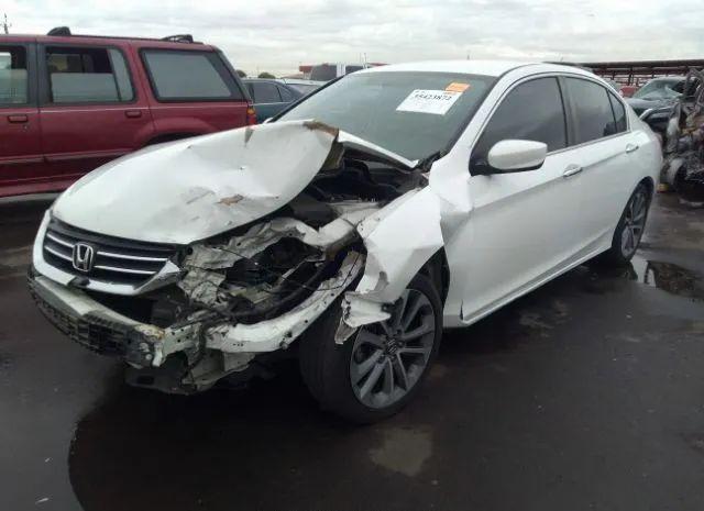 Photo 1 VIN: 1HGCR2F5XFA215276 - HONDA ACCORD SEDAN 