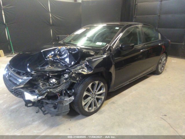 Photo 1 VIN: 1HGCR2F5XFA223524 - HONDA ACCORD SEDAN 