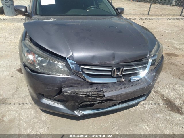 Photo 5 VIN: 1HGCR2F5XFA234975 - HONDA ACCORD SEDAN 