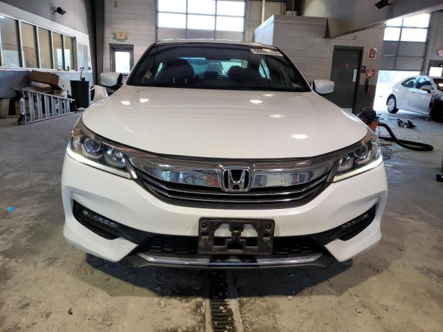 Photo 4 VIN: 1HGCR2F5XGA018741 - HONDA ACCORD SPO 