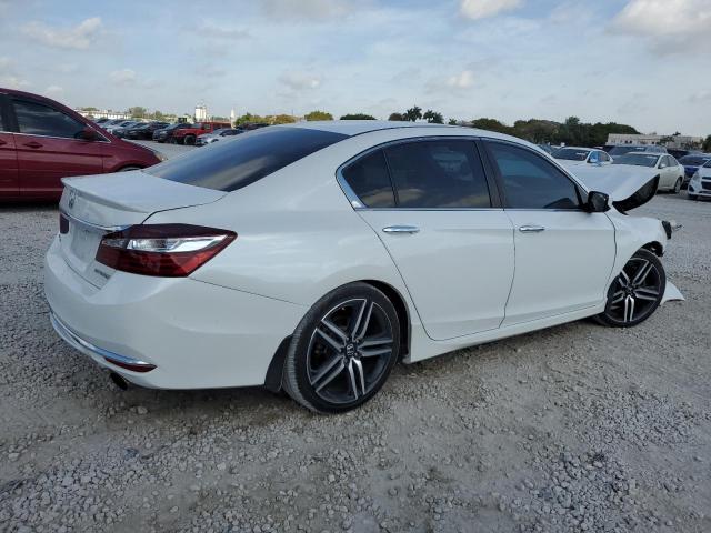 Photo 2 VIN: 1HGCR2F5XGA027407 - HONDA ACCORD 