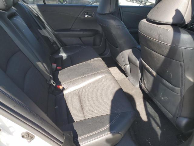 Photo 9 VIN: 1HGCR2F5XGA113915 - HONDA ACCORD 