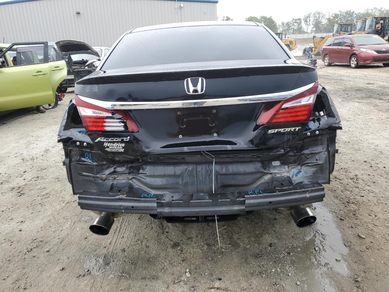 Photo 5 VIN: 1HGCR2F5XGA140242 - HONDA ACCORD 