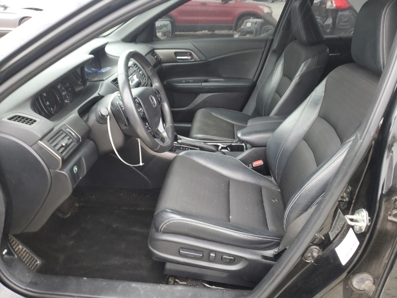 Photo 6 VIN: 1HGCR2F5XGA140242 - HONDA ACCORD 