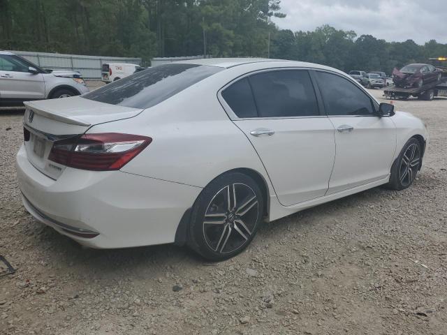 Photo 2 VIN: 1HGCR2F5XGA189327 - HONDA ACCORD 