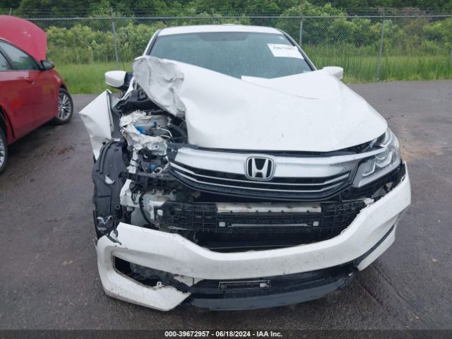 Photo 5 VIN: 1HGCR2F5XGA202142 - HONDA ACCORD 