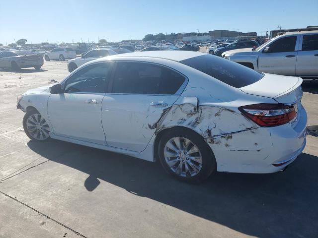 Photo 1 VIN: 1HGCR2F5XGA217420 - HONDA ACCORD SPO 