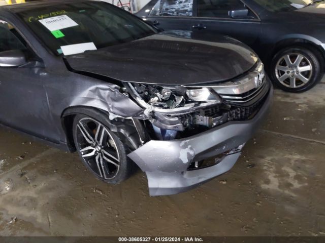 Photo 5 VIN: 1HGCR2F5XGA235643 - HONDA ACCORD 