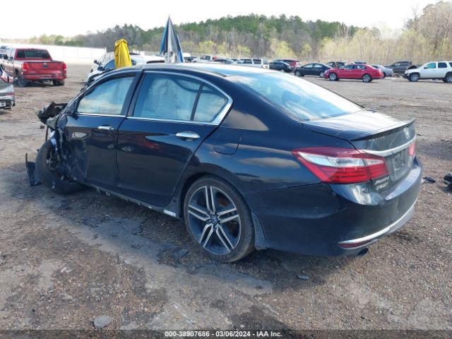 Photo 2 VIN: 1HGCR2F5XHA051238 - HONDA ACCORD 