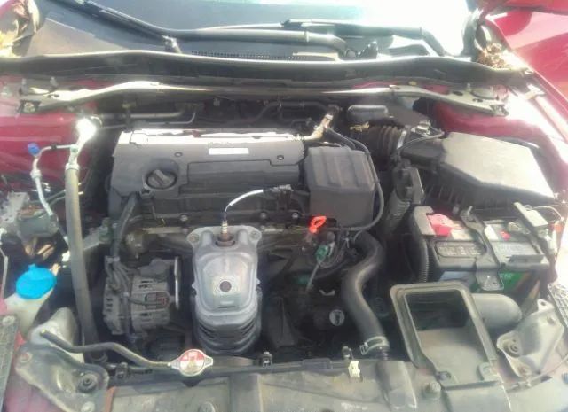 Photo 9 VIN: 1HGCR2F5XHA065253 - HONDA ACCORD 