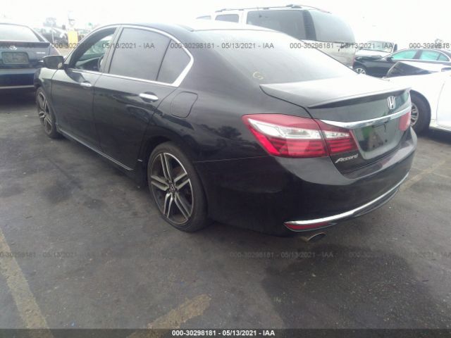 Photo 2 VIN: 1HGCR2F5XHA119070 - HONDA ACCORD SEDAN 