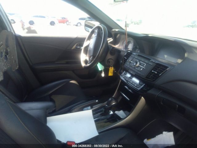 Photo 4 VIN: 1HGCR2F5XHA126147 - HONDA ACCORD SEDAN 