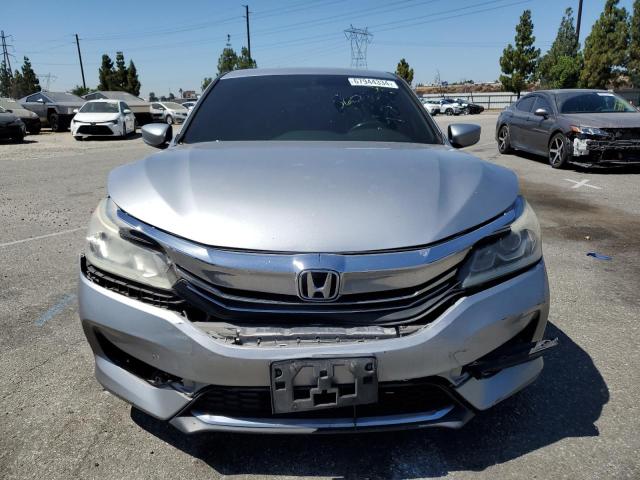 Photo 4 VIN: 1HGCR2F5XHA136127 - HONDA ACCORD SPO 