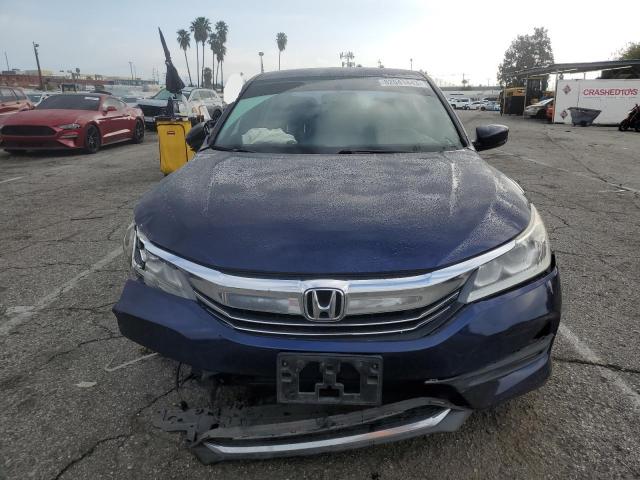 Photo 4 VIN: 1HGCR2F5XHA137309 - HONDA ACCORD 