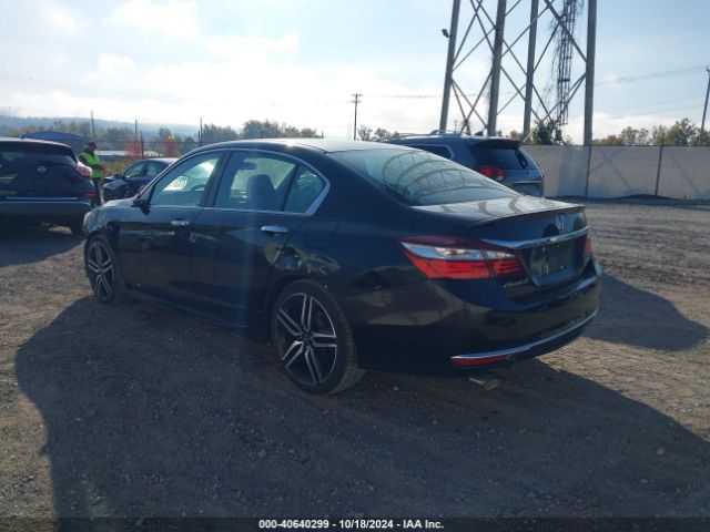 Photo 2 VIN: 1HGCR2F5XHA168172 - HONDA ACCORD 