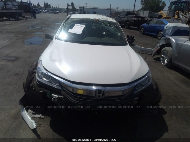 Photo 5 VIN: 1HGCR2F5XHA172335 - HONDA ACCORD SEDAN 