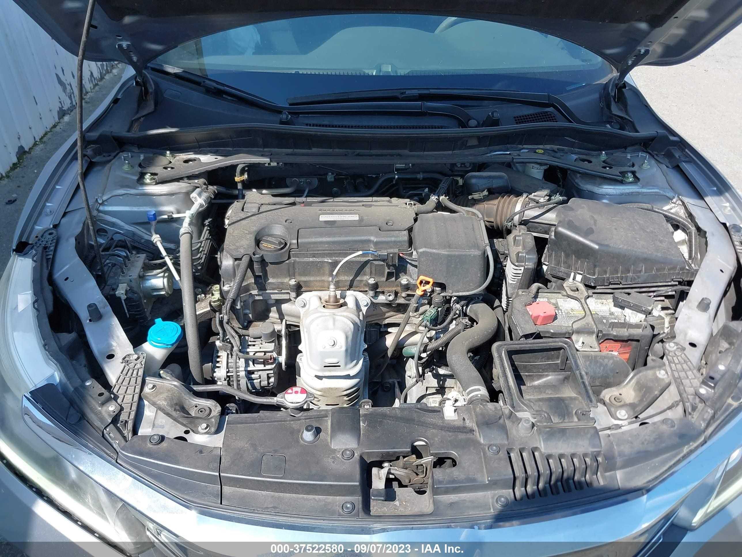 Photo 9 VIN: 1HGCR2F5XHA179477 - HONDA ACCORD 