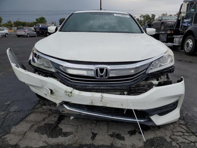 Photo 4 VIN: 1HGCR2F5XHA204958 - HONDA ACCORD SPO 