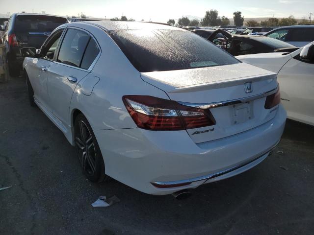 Photo 2 VIN: 1HGCR2F5XHA209013 - HONDA ACCORD SPO 