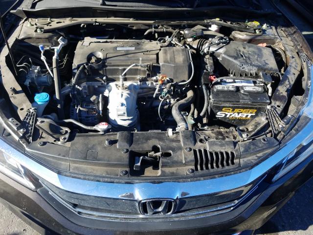 Photo 6 VIN: 1HGCR2F5XHA214180 - HONDA ACCORD SPO 