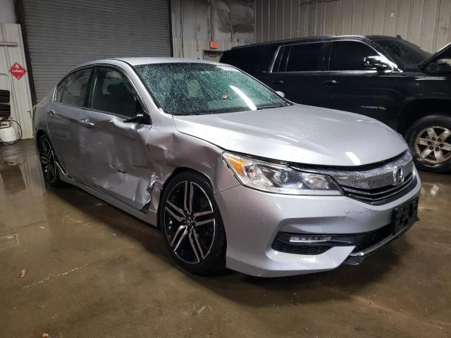 Photo 3 VIN: 1HGCR2F5XHA262522 - HONDA ACCORD SPO 