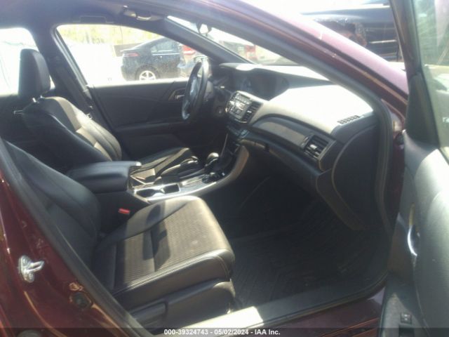 Photo 4 VIN: 1HGCR2F5XHA289896 - HONDA ACCORD 