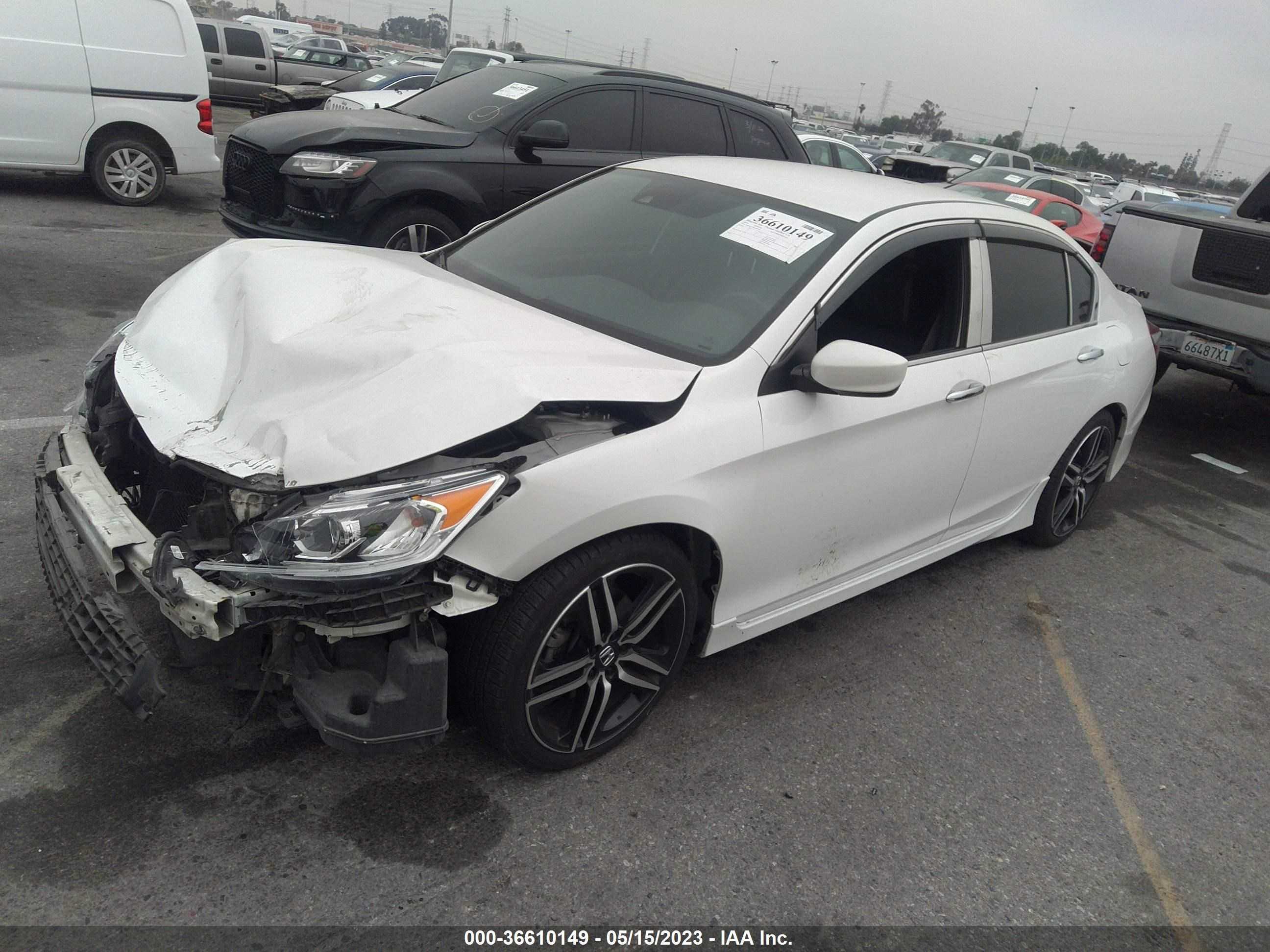 Photo 1 VIN: 1HGCR2F64GA082556 - HONDA ACCORD 