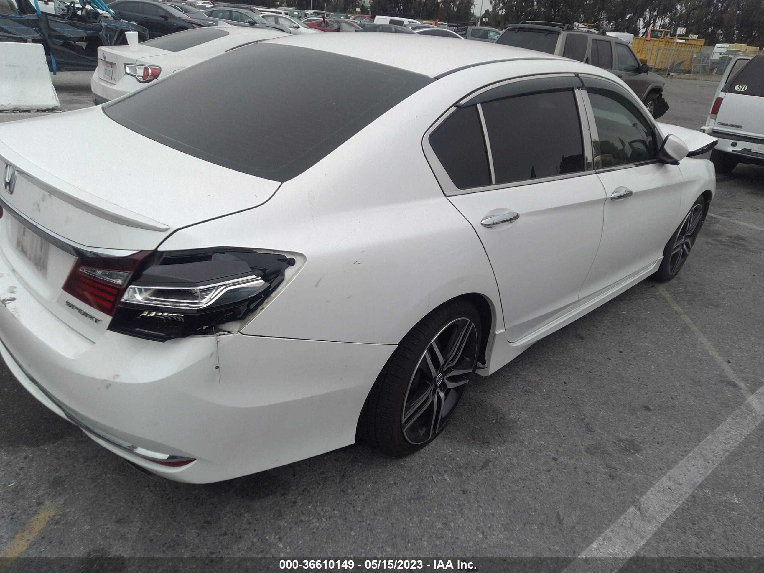 Photo 3 VIN: 1HGCR2F64GA082556 - HONDA ACCORD 