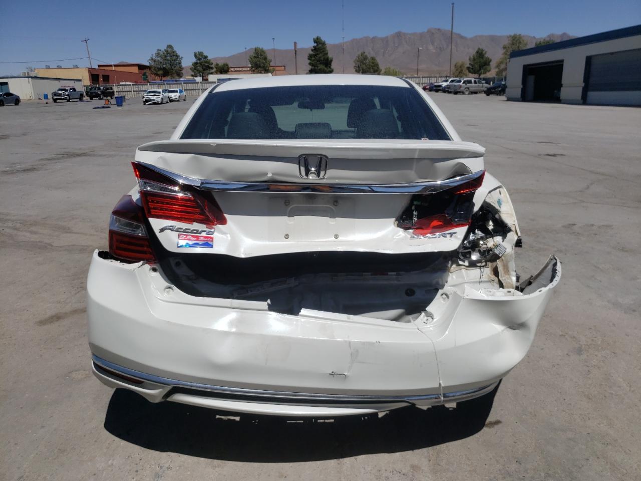 Photo 5 VIN: 1HGCR2F64HA022407 - HONDA ACCORD 