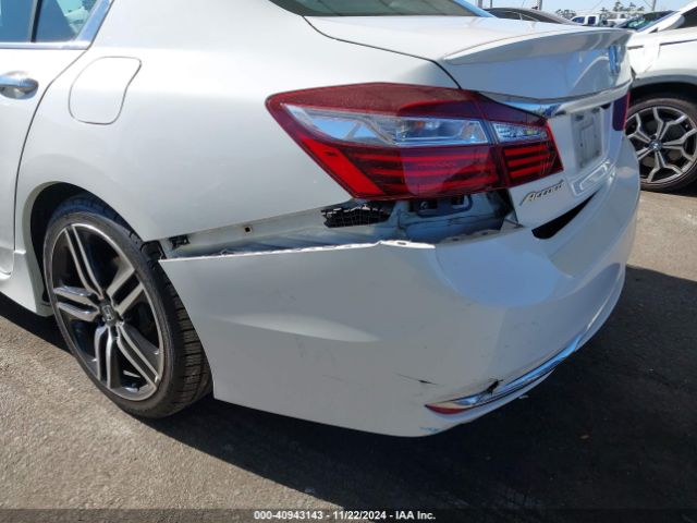 Photo 5 VIN: 1HGCR2F65HA073396 - HONDA ACCORD 