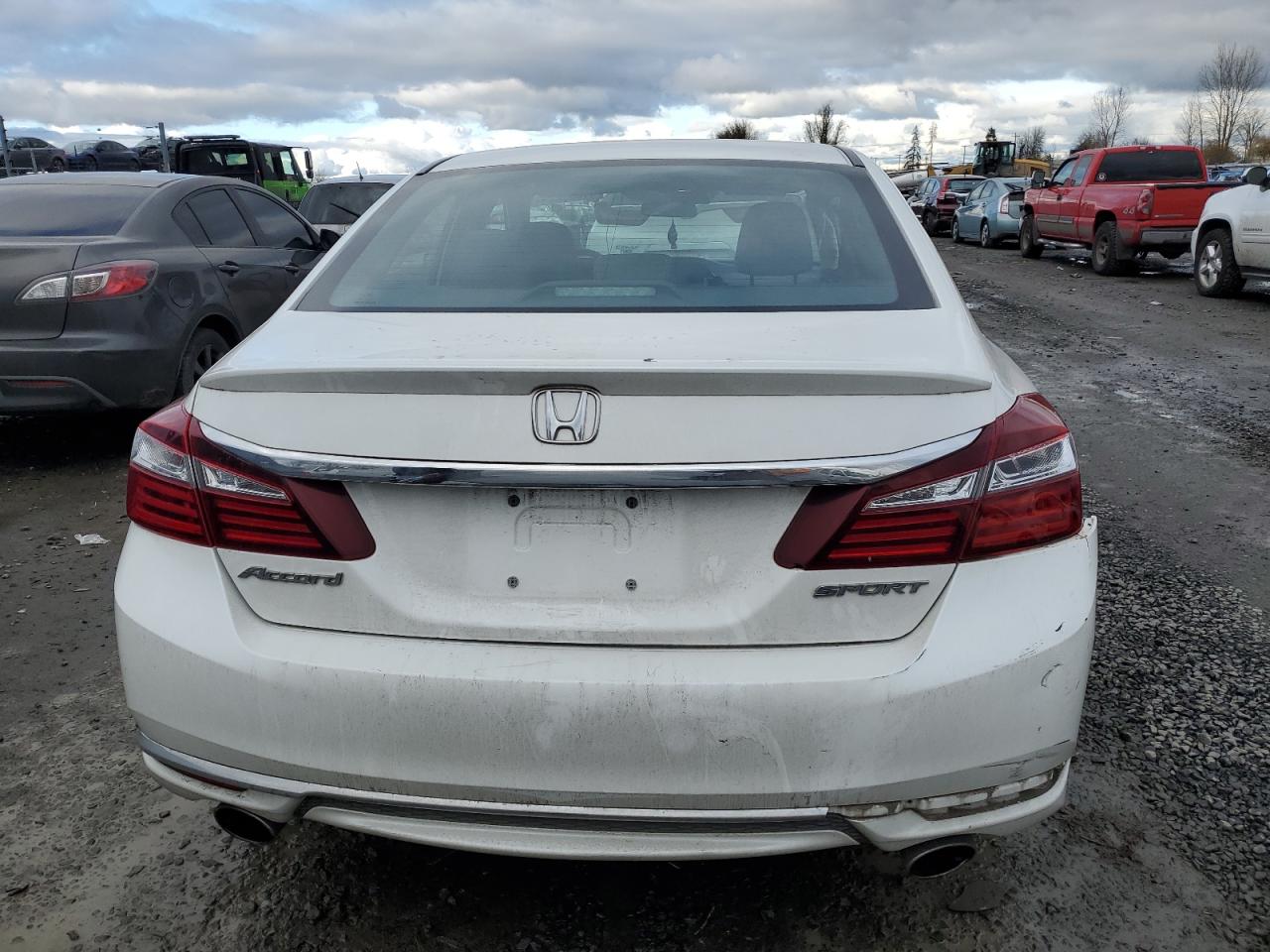 Photo 5 VIN: 1HGCR2F65HA178214 - HONDA ACCORD 