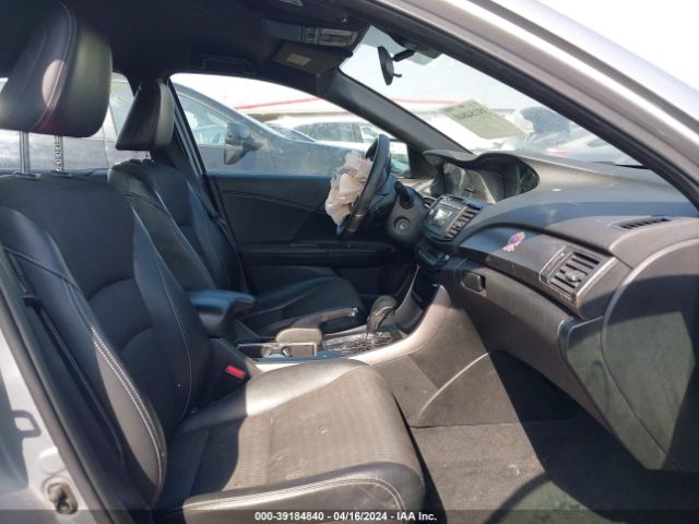 Photo 4 VIN: 1HGCR2F66GA041474 - HONDA ACCORD 