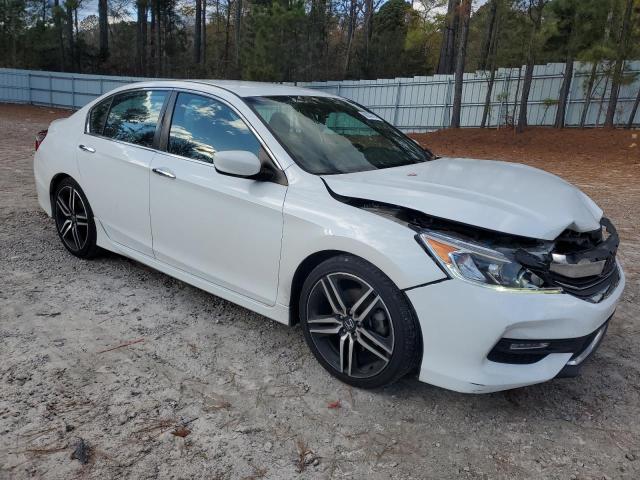 Photo 3 VIN: 1HGCR2F66HA104350 - HONDA ACCORD SPO 