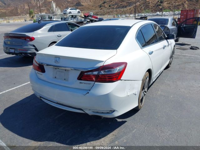 Photo 3 VIN: 1HGCR2F67GA156147 - HONDA ACCORD 