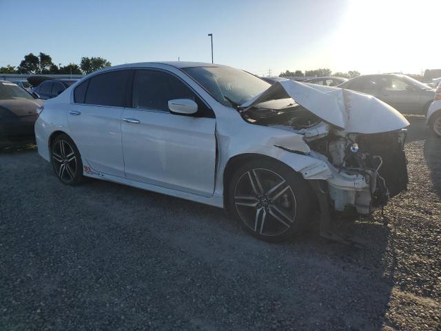 Photo 3 VIN: 1HGCR2F67GA166967 - HONDA ACCORD 