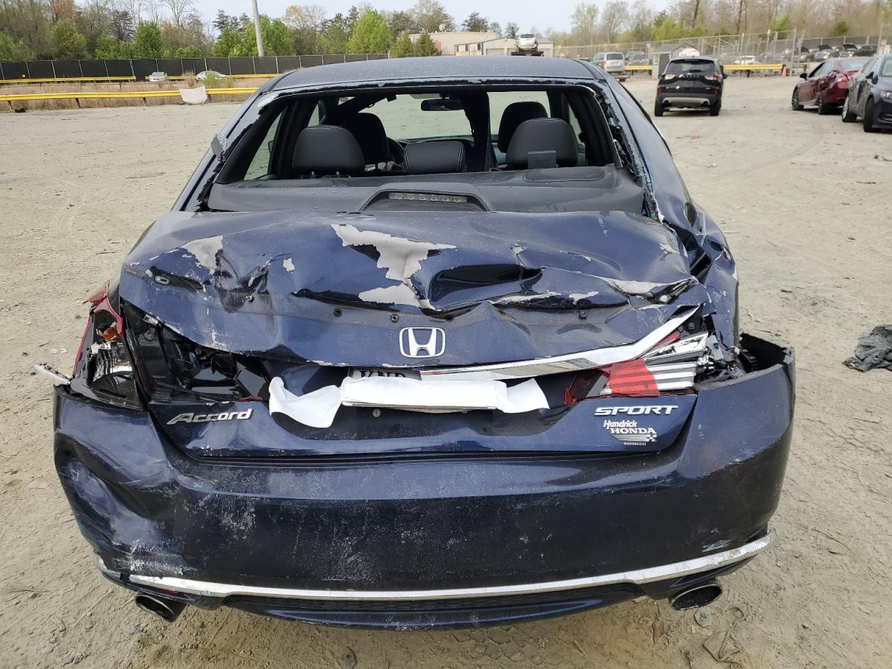 Photo 5 VIN: 1HGCR2F68GA156853 - HONDA ACCORD 