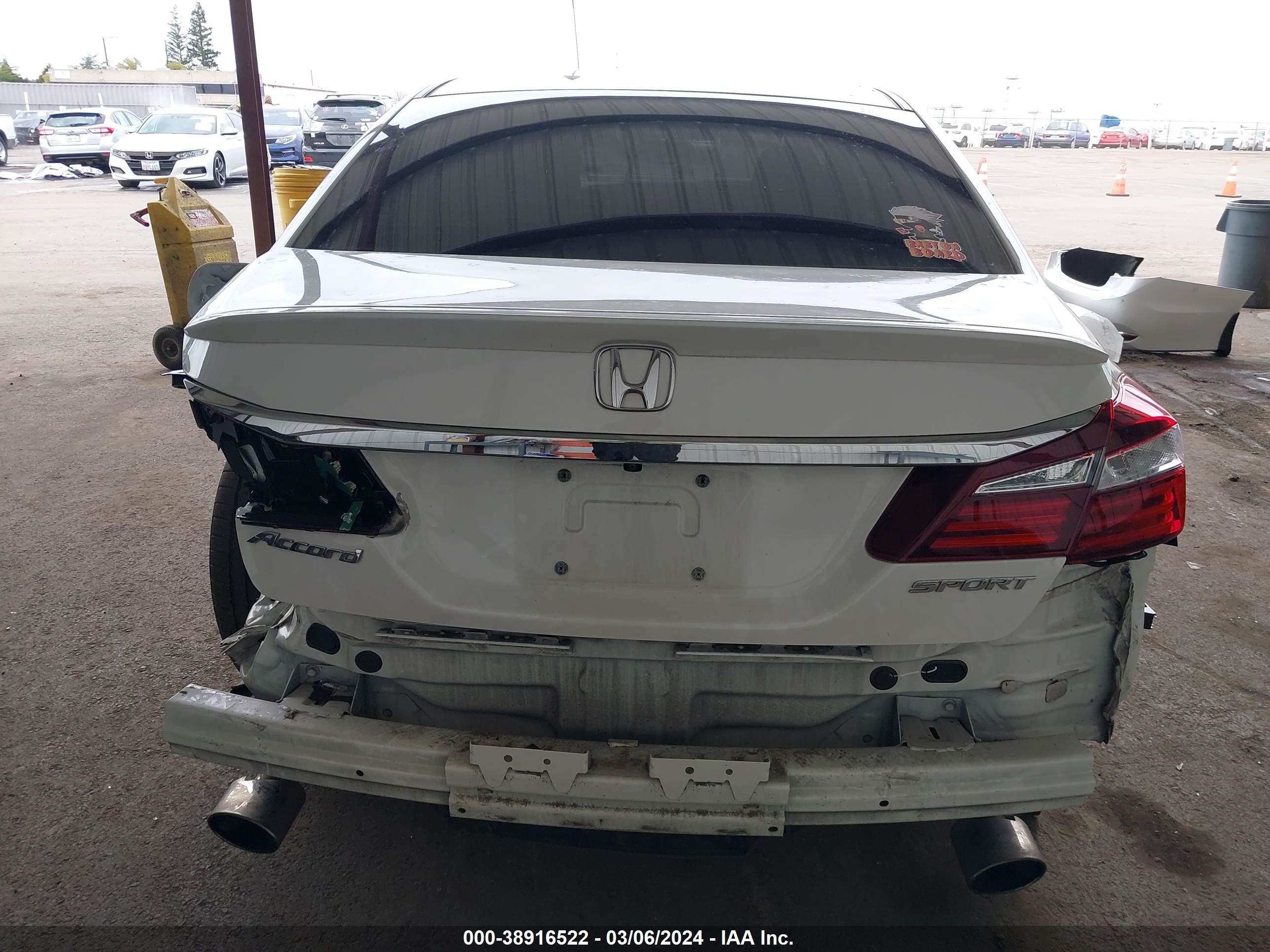 Photo 16 VIN: 1HGCR2F6XGA124535 - HONDA ACCORD 